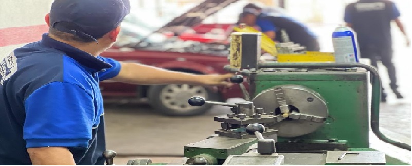 Taller automotriz de carburación e inyección en Guayaquil